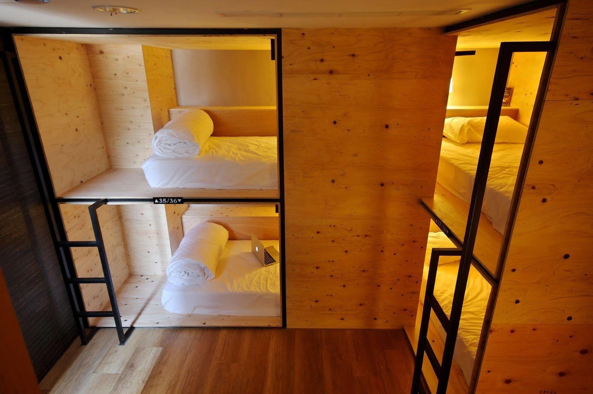 มินิ เวสต์ โฮเต็ล Hostel ไถจง ภายนอก รูปภาพ